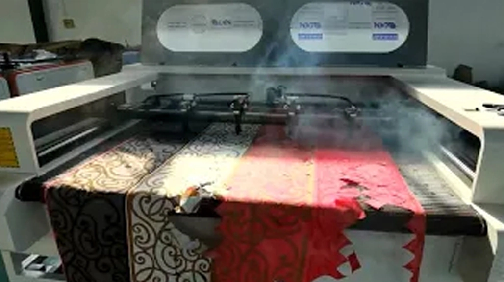 Auto Feeding Laser Cutting Machine With 4 Heads