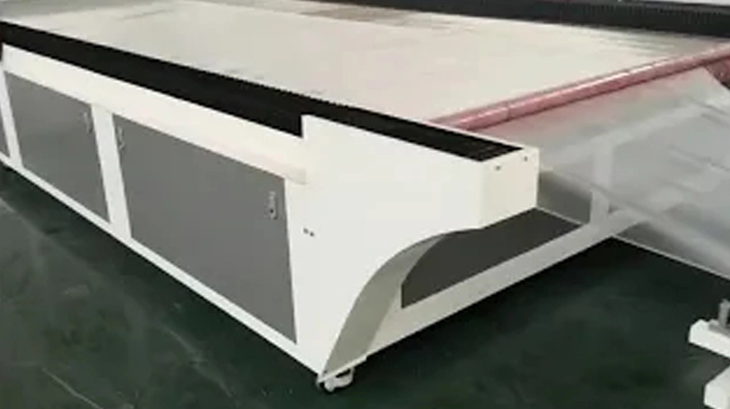 Auto Feeding Laser Cutter