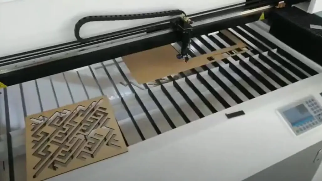 Mdf CO2 Laser Cutting Machine